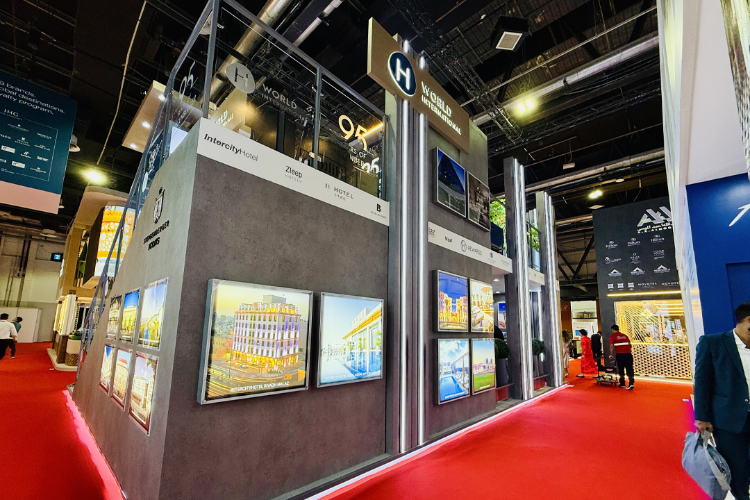 HWI at DWTC Dubai 04