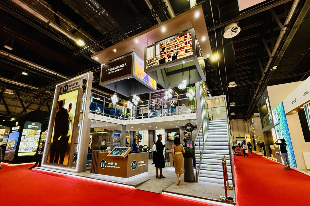 HWI at DWTC Dubai 06