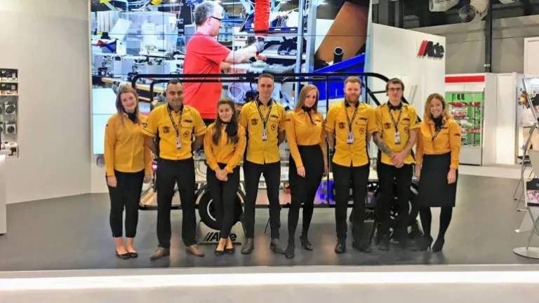 How to Prepare your Exhibition Staff for Exhibitions in Dubai Abu Dhabi UAE