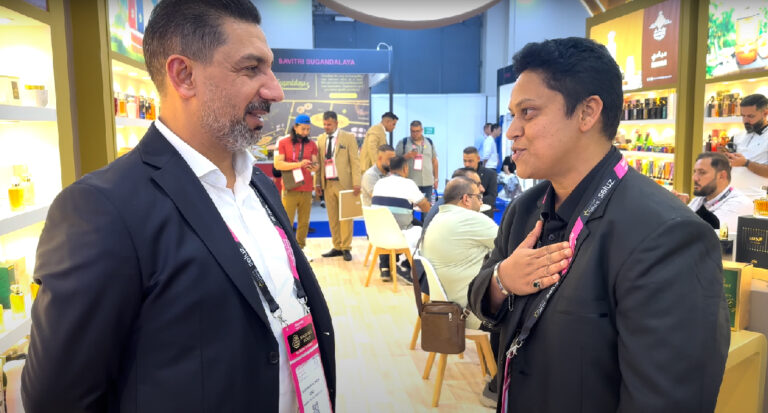 Mamlamak Exhibition Stand at Beauty World by Strokes Exhibits Team Dubai