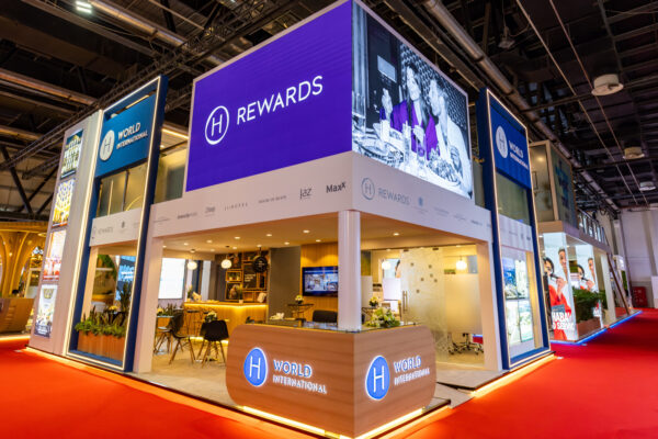 How to Choose the Perfect Layout for Your Paper Arabia Dubai Exhibition Stand